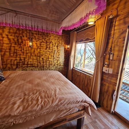 Nhà Cổ Lao Xa Homestay Hmong Dong Van  Exterior foto