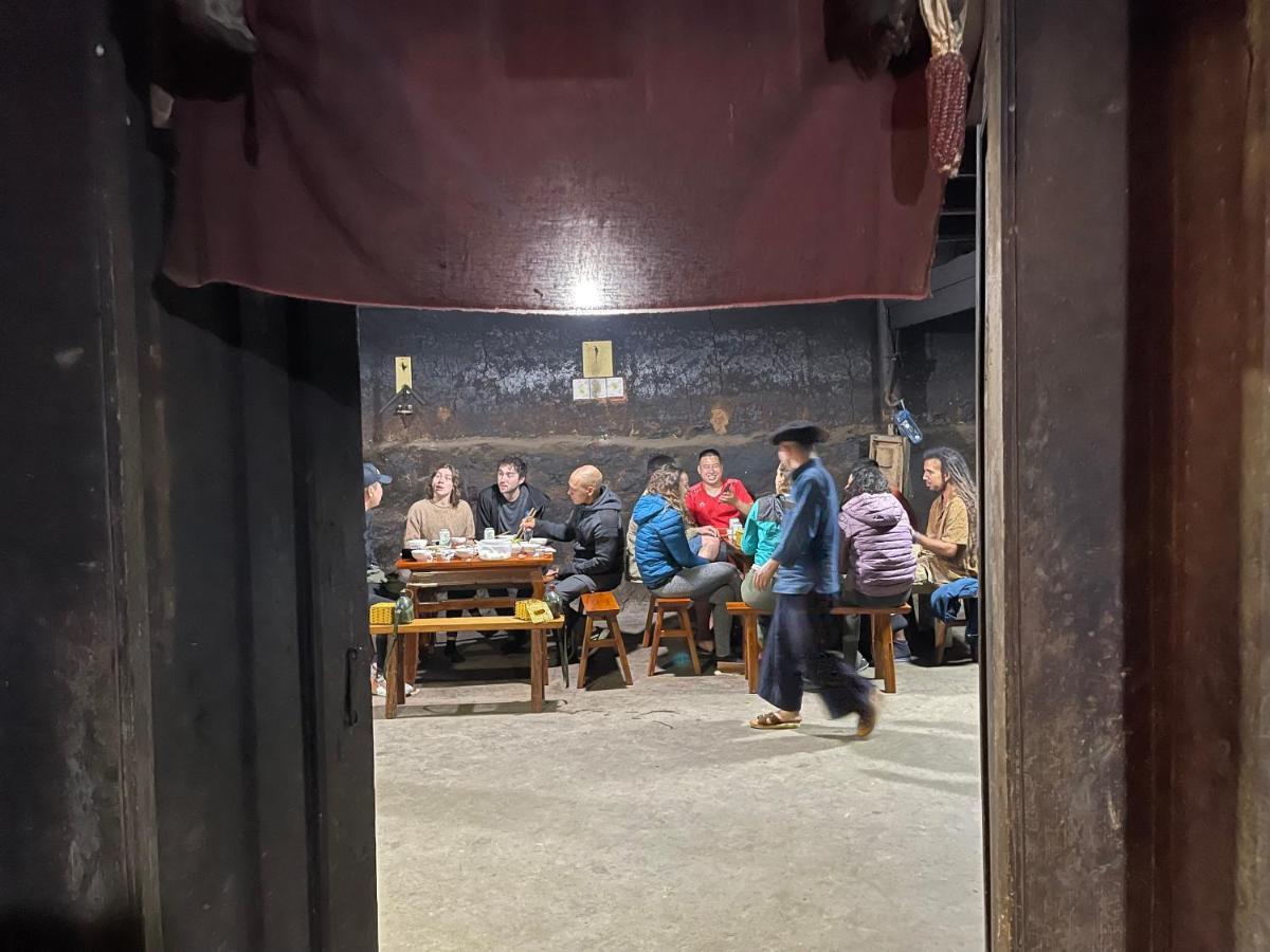 Nhà Cổ Lao Xa Homestay Hmong Dong Van  Exterior foto
