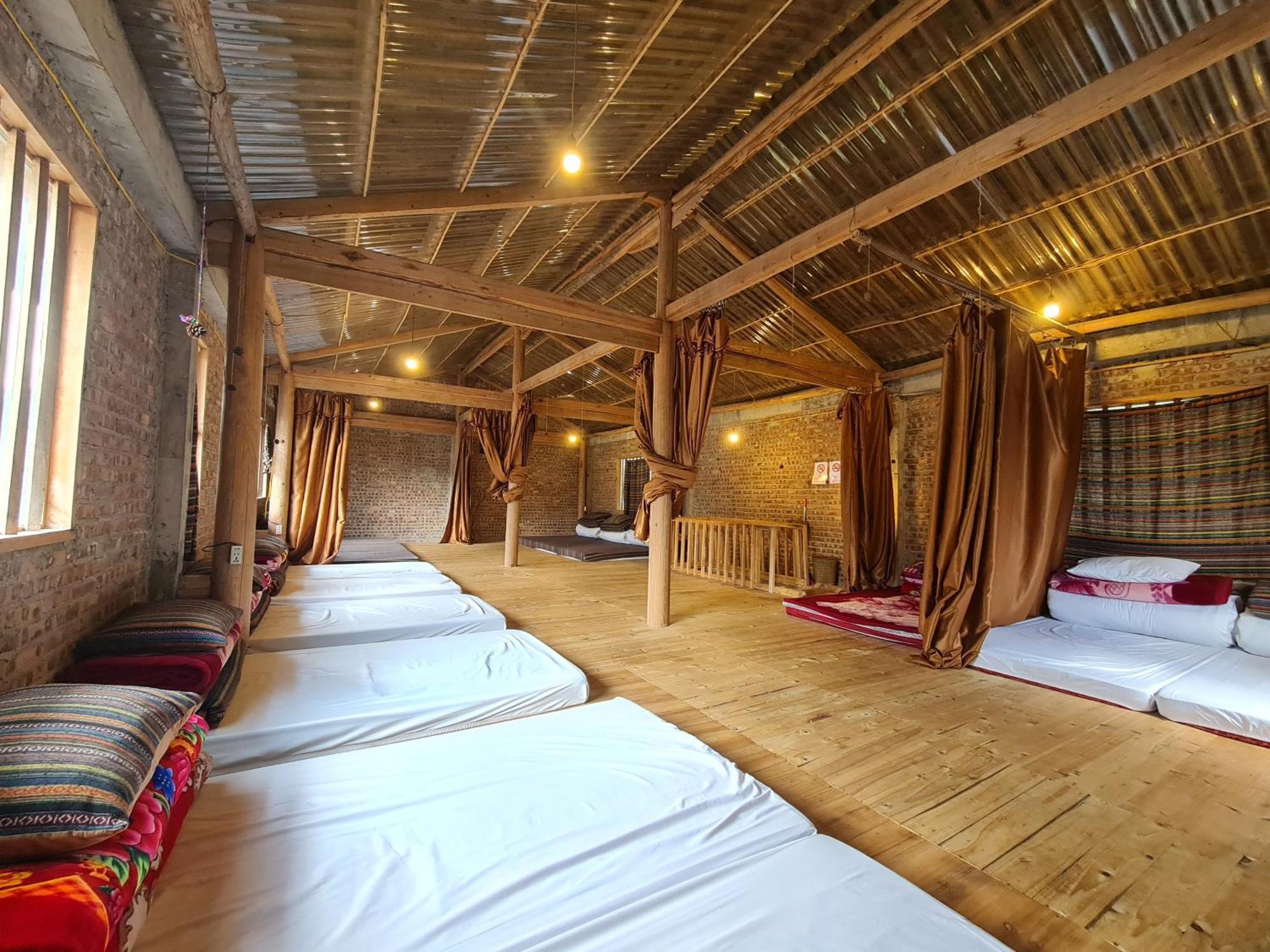 Nhà Cổ Lao Xa Homestay Hmong Dong Van  Exterior foto