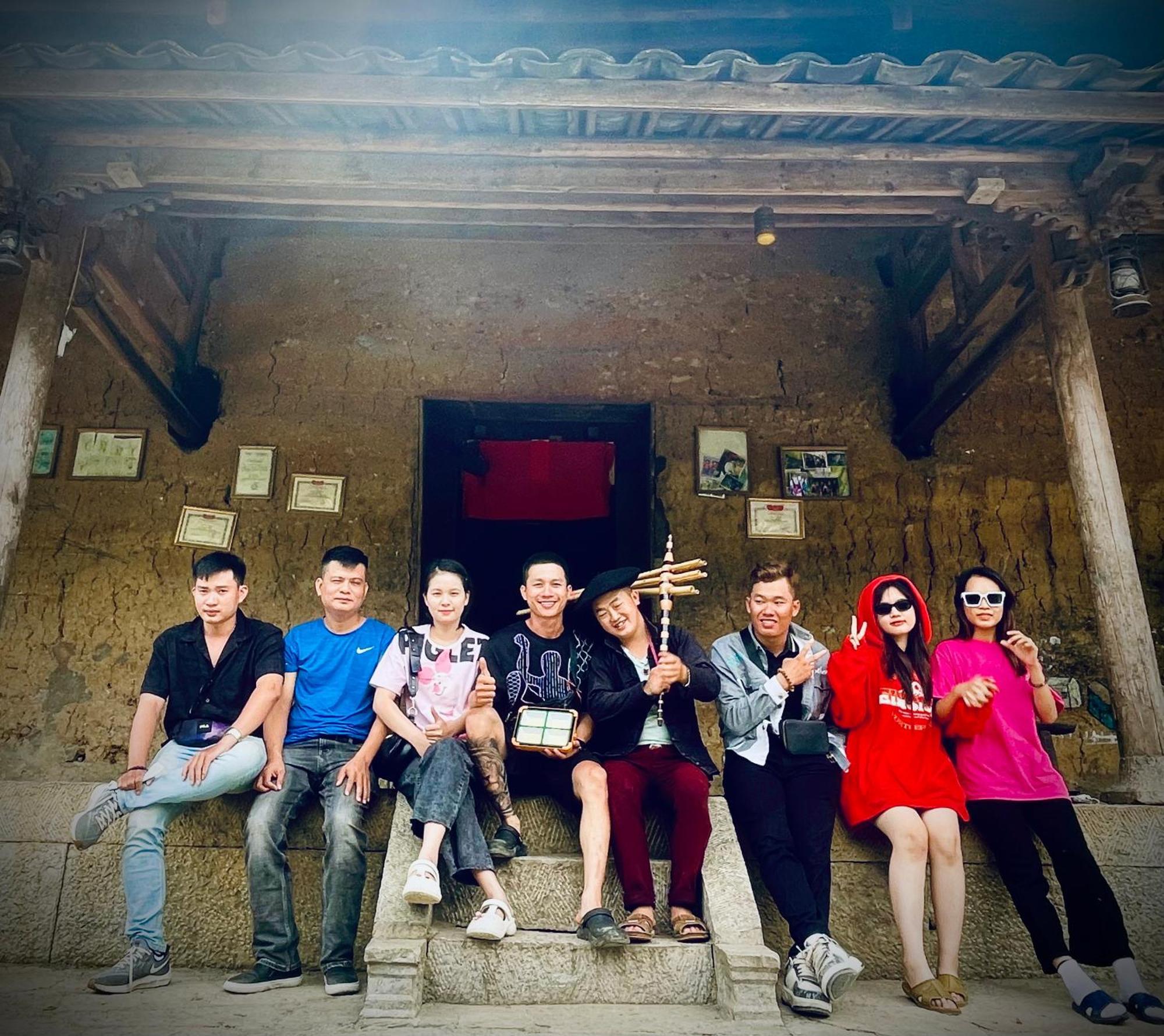 Nhà Cổ Lao Xa Homestay Hmong Dong Van  Exterior foto