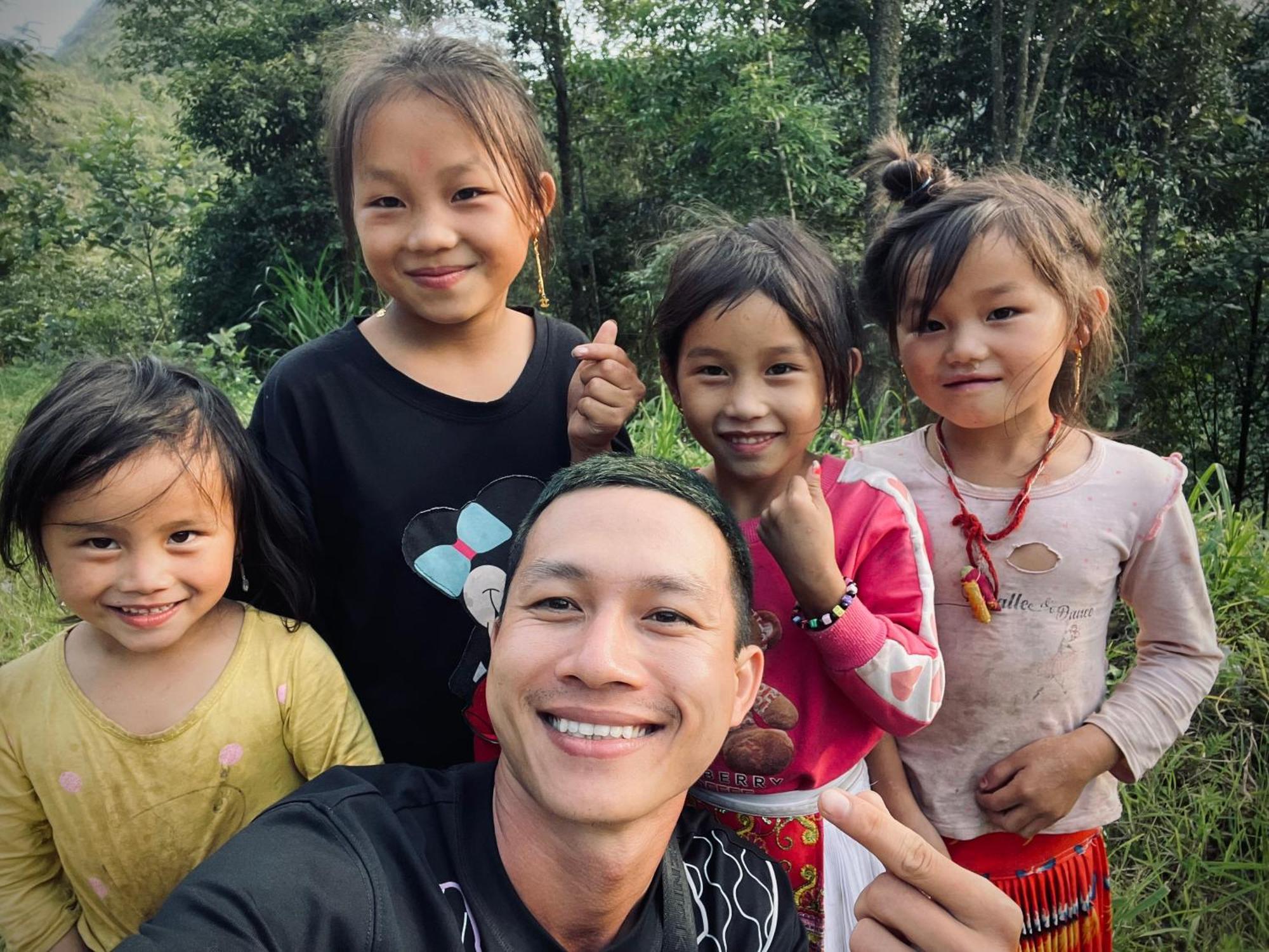 Nhà Cổ Lao Xa Homestay Hmong Dong Van  Exterior foto