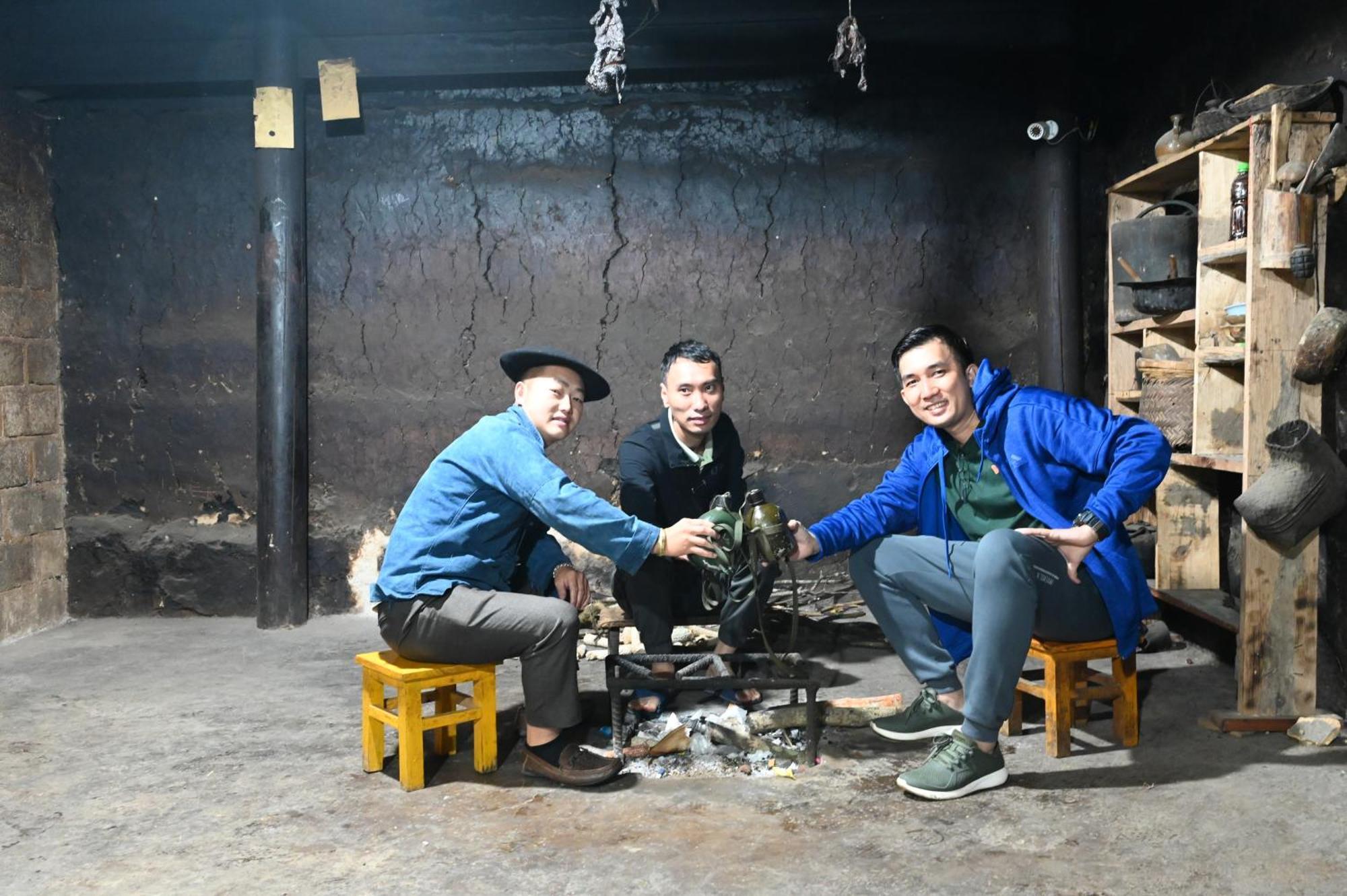 Nhà Cổ Lao Xa Homestay Hmong Dong Van  Exterior foto