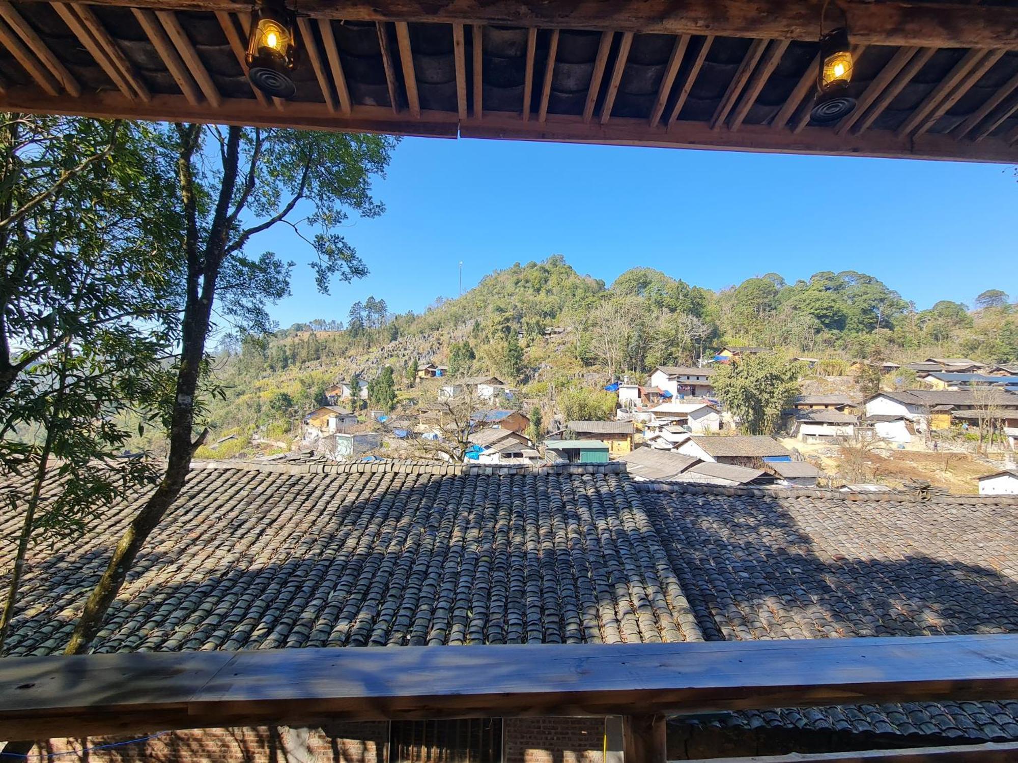 Nhà Cổ Lao Xa Homestay Hmong Dong Van  Exterior foto